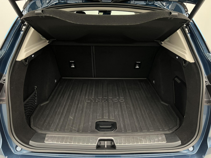 Lynk & Co 01 PHEV DCT Aut 1.maj.