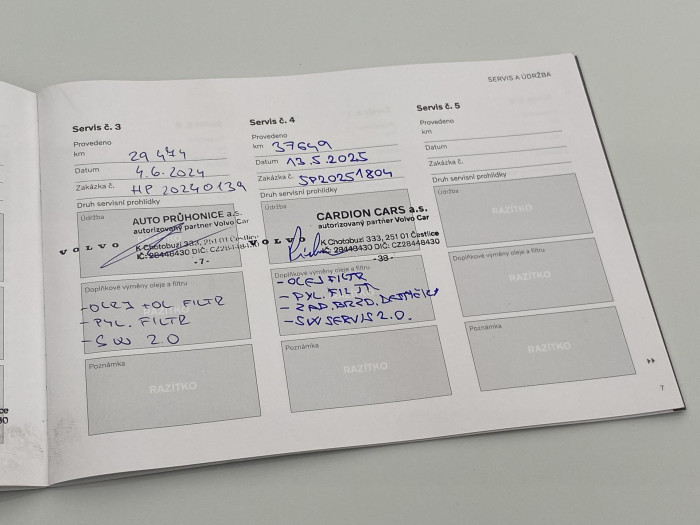 Volvo XC40 T2 MOMENTUM AUT CZ 1.5 Momentum