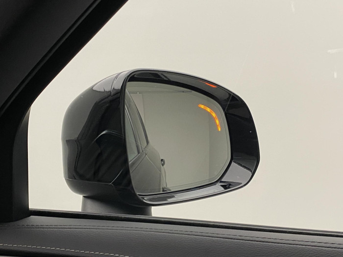 Volvo XC90 B6 AWD R-DESIGN AUT