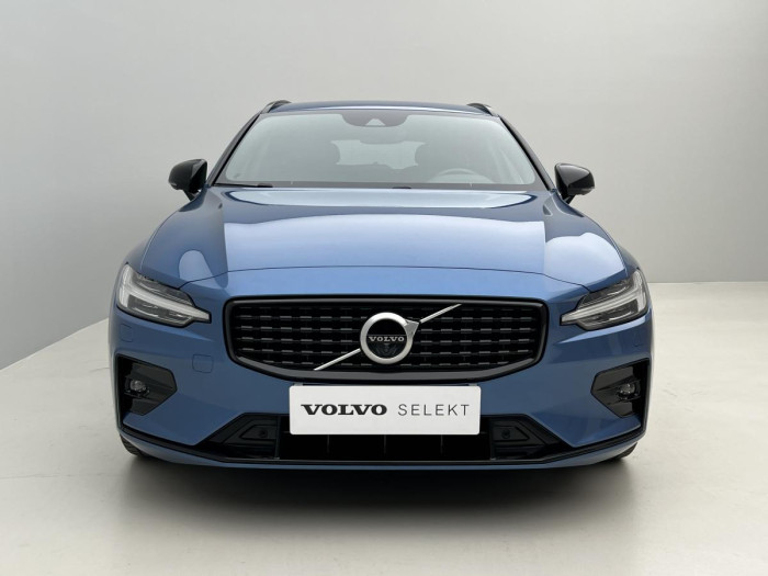 Volvo V60 B5 AWD R-DESIGN AUT 1.maj.