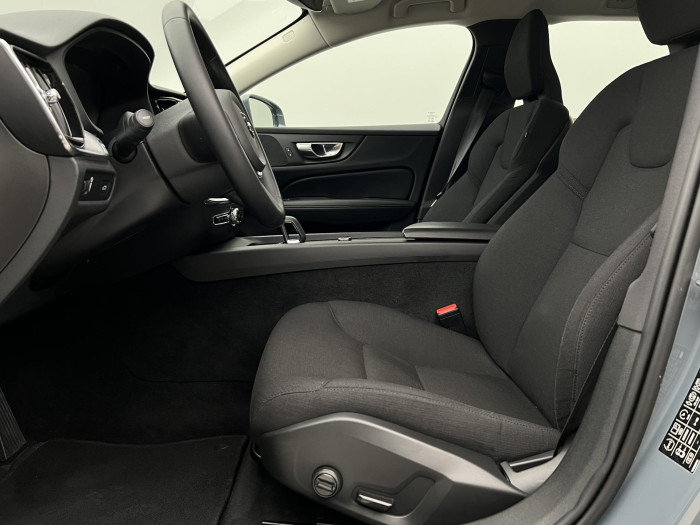 Volvo V60 B4 MOMENTUM AUT 2.0 Momentum