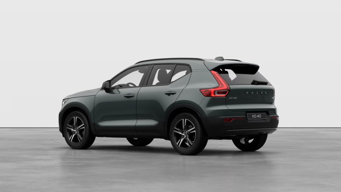 Volvo XC40 B3 AUT DARK PLUS