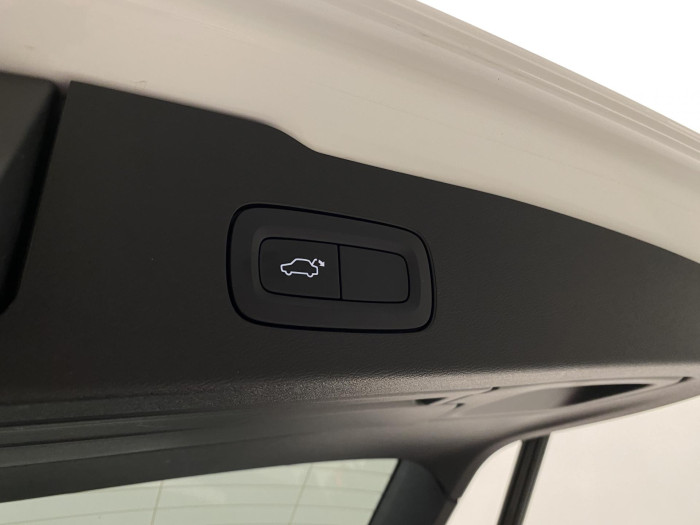 Volvo V60 CC D4 AWD PRO REZERVACE 2.0 d CC CC