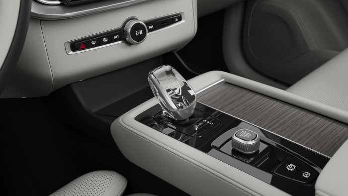 Volvo XC90 T8 AWD RECHARGE BRIGHT ULTRA 7