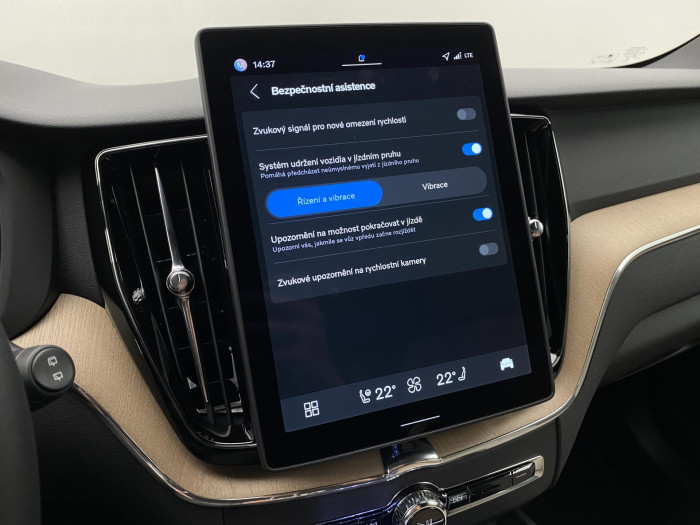 Volvo XC60 T6 AWD AUT DARK PLUS