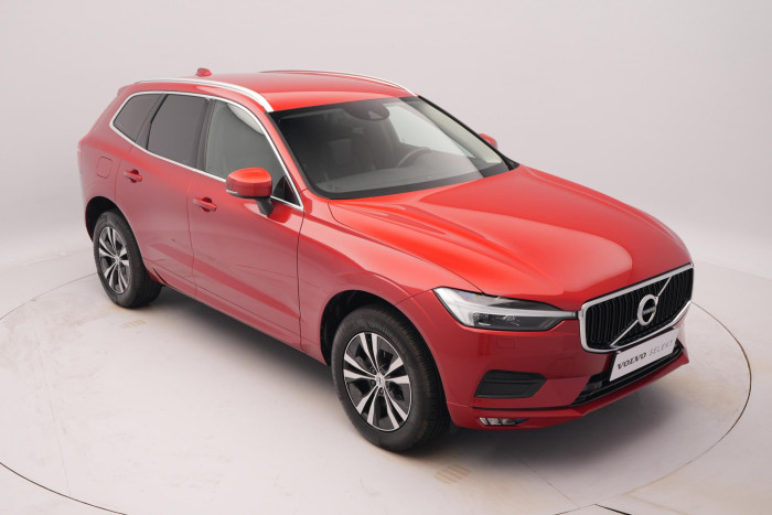Volvo XC60 B4 AWD MOMENTUM PRO CZ 2.0 Momentum