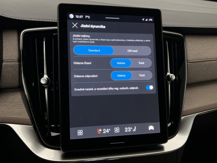 Volvo XC90 B5 AWD ULTRA BRIGHT 7MÍST CZ