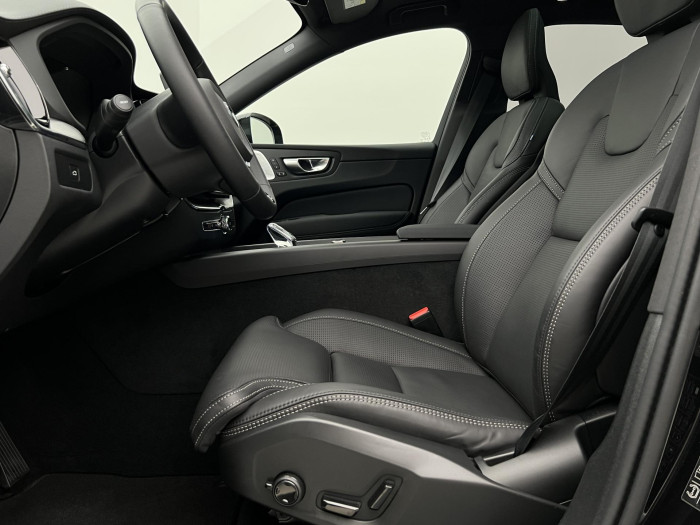 Volvo XC60 B5 AWD ULTRA BLACK EDITION AUT 2.0 Edition