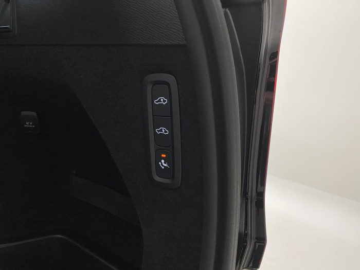 Volvo XC90 B5 AWD DARK PLUS AUT CZ 7míst