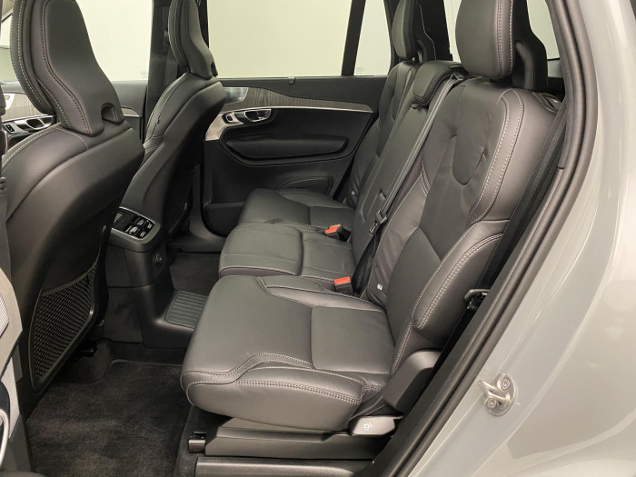 Volvo XC90 T8 RECHARGE BRIGHT ULTRA 7m