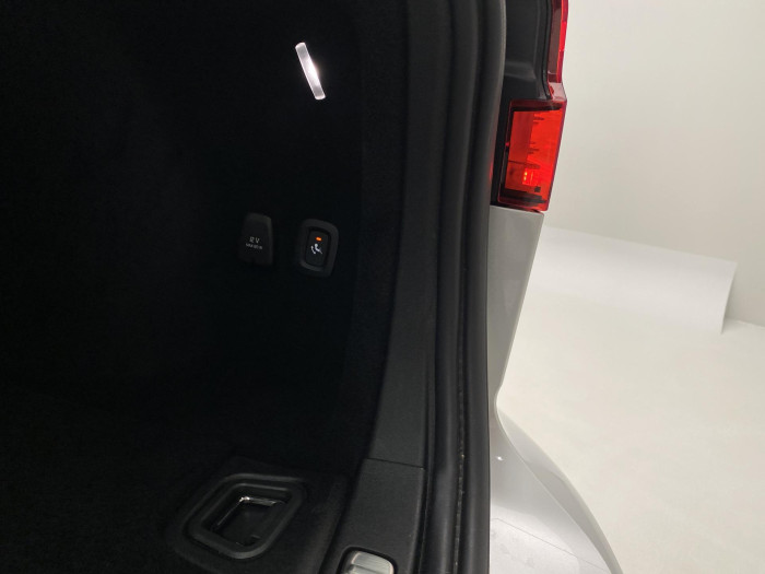 Volvo V60 CC B4 AWD MOMENTUM AUT 2.0 CC CC Momentum