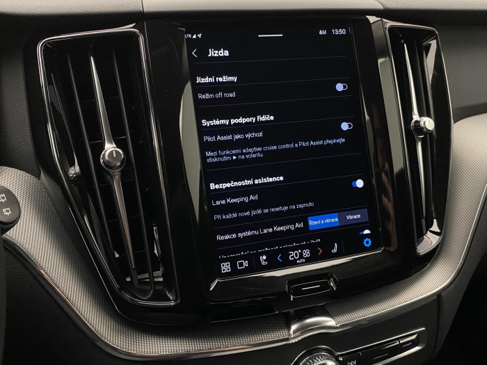 Volvo XC60 B4 AWD DARK PLUS AUT