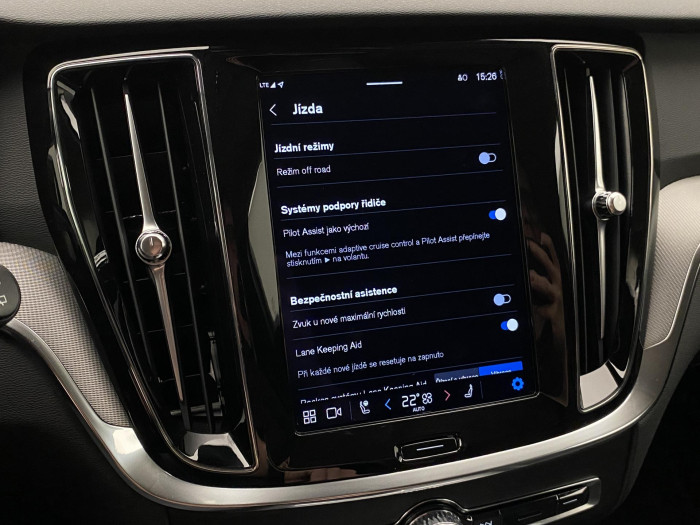 Volvo V60 CC B5 AWD PLUS REZERVACE