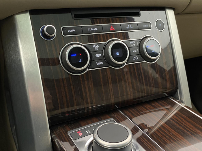 Land Rover Range Rover 4.4 TDV8 VOGUE AWD AUT