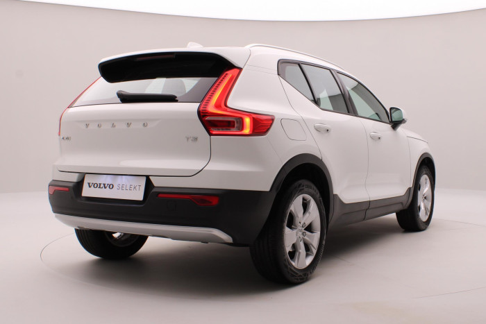 Volvo XC40 T3 MOMENTUM AUT CZ 1.5 Momentum
