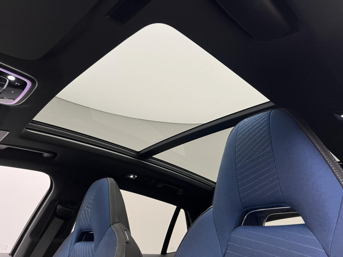 Lynk & Co 01 PHEV DCT AUT 1.maj.