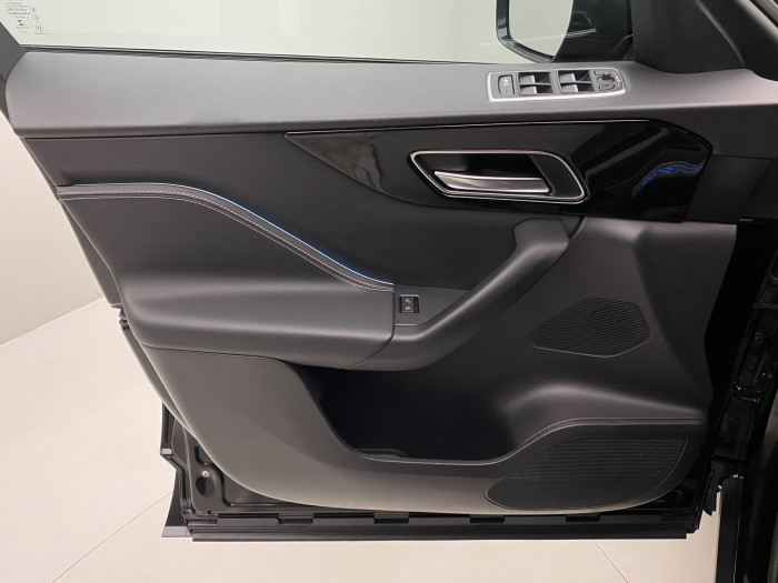 Jaguar F-Pace 25d R-SPORT AWD AUT CZ 2.0 d Sport