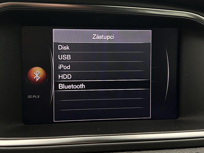 Volvo V40 CC D3 NEZ.TOPENÍ 2.0 d CC CC