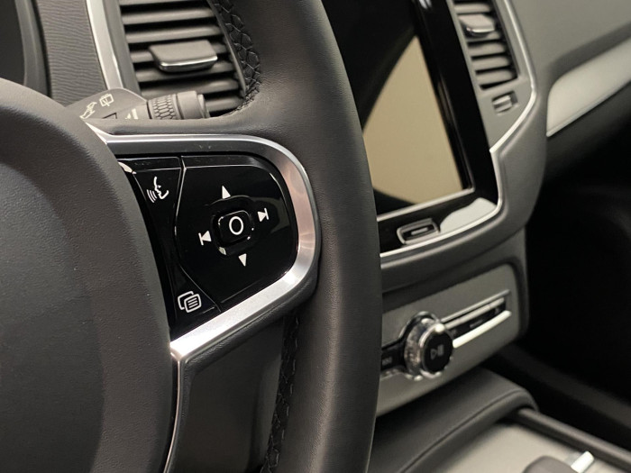 Volvo XC90 T8 AWD RECHARGE CORE 7míst