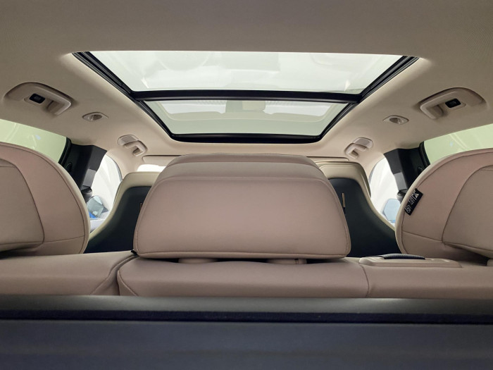 Lynk & Co 08 MORE PHEV