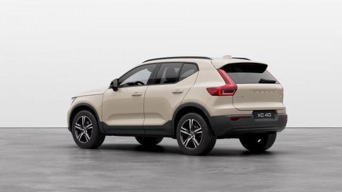 Volvo XC40 B3 AUT DARK PLUS