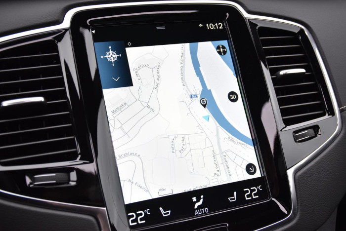Volvo XC90 B5 AWD R-Design REZERVACE