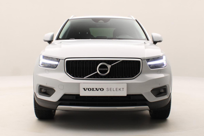 Volvo XC40 D3 AWD MOMENTUM REZERVACE 2.0 d Momentum