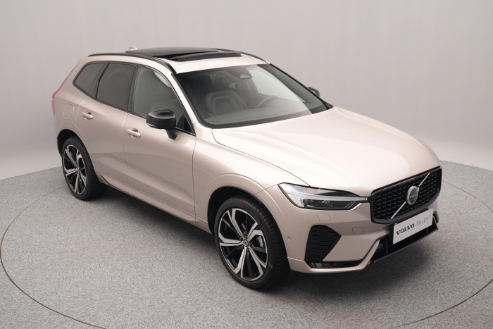 Volvo XC60 B5 AWD DARK PLUS AUT