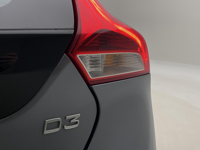 Volvo V40 D3 MOMENTUM AUT 2.0 d Momentum