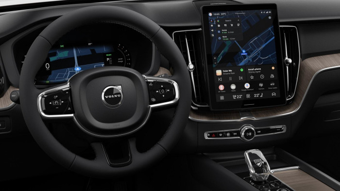 Volvo XC60 B5 AWD AUT DARK PLUS