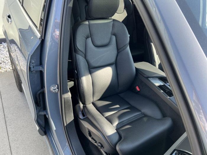 Volvo XC90 B5 AWD BRIGHT PLUS 7MÍSTNÁ Aut 2.0 Plus