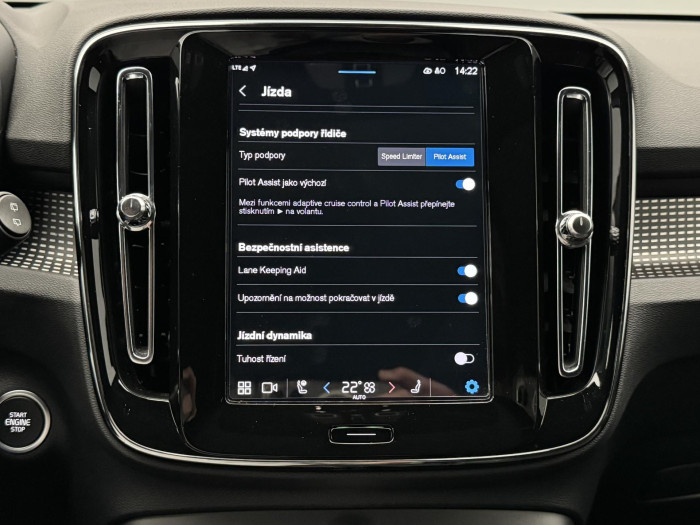 Volvo XC40 B3 ULTIMATE AUT