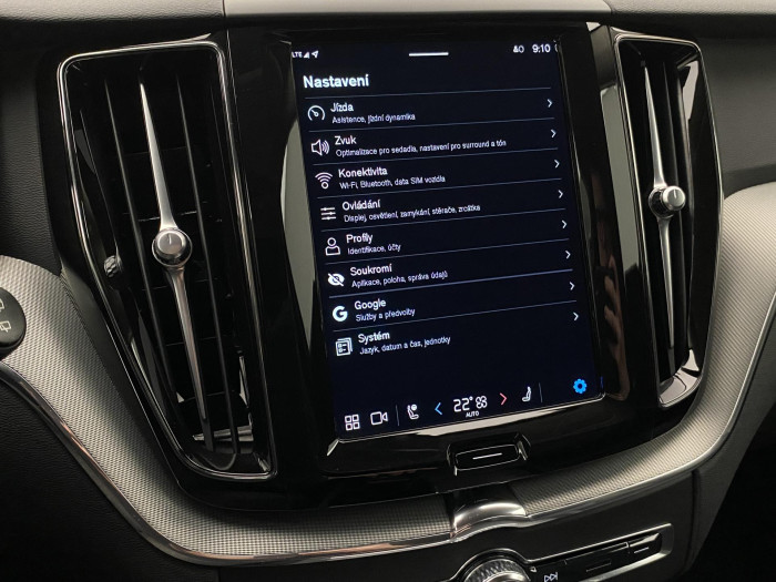 Volvo XC60 B4 AWD DARK PLUS AUT