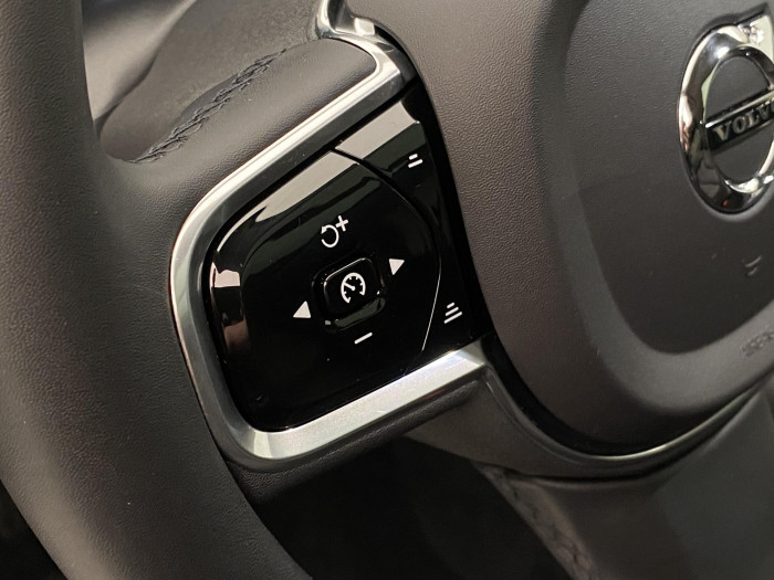 Volvo XC90 B5 AWD INSCRIPTION AUT 7míst