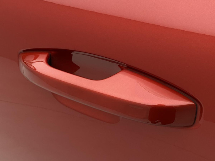 Volvo XC40 T4 MOMENTUM AUT REZERVACE 2.0 Momentum
