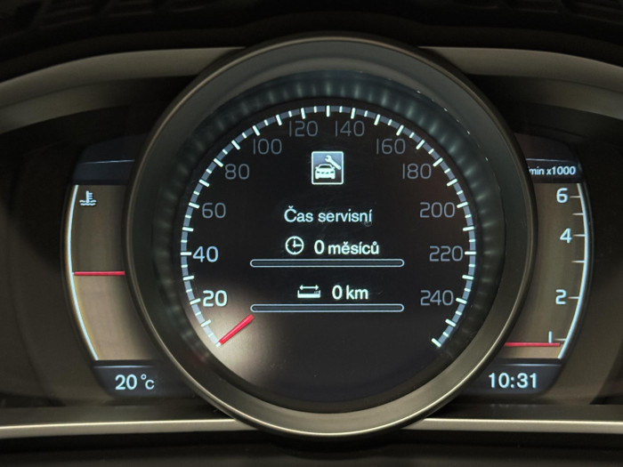 Volvo V40 CC T5 AWD SUMMUM AUT CZ 2.5 CC CC Summum