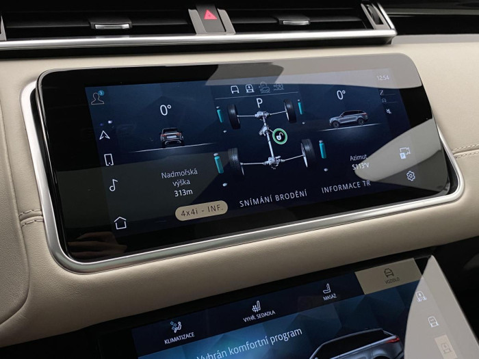 Land Rover Range Rover Velar D300 R-DYNAMIC HSE  REZERVACE 3.0 d Dynamic