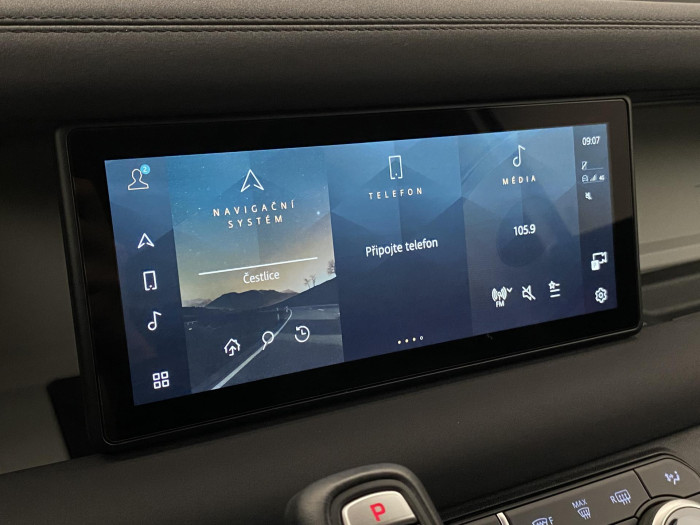 Land Rover Defender D250 SE AWD AUT REZERVACE 3.0 d SE