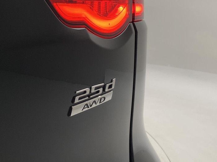 Jaguar F-Pace 25d R-SPORT AWD AUT CZ 2.0 d Sport