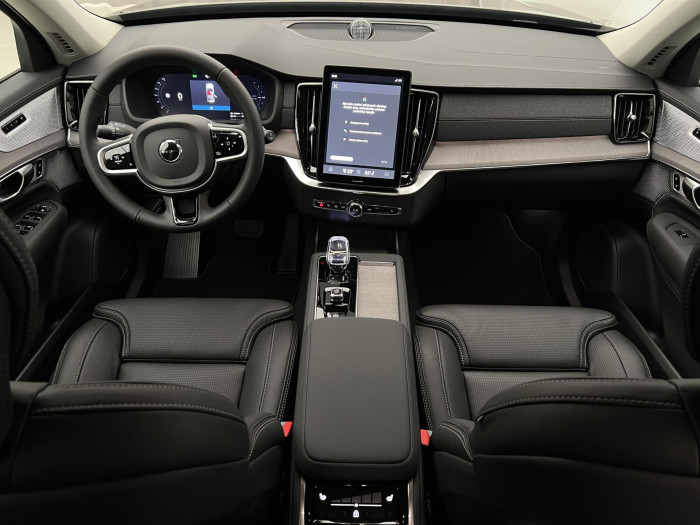 Volvo XC90 T8 AWD RECHARGE DARK PLUS AUT