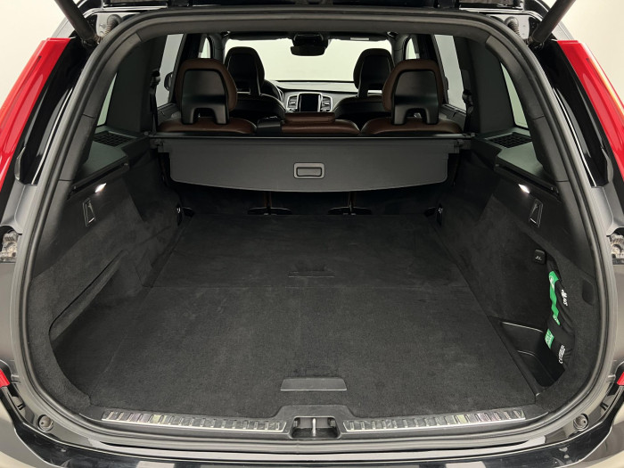 Volvo XC90 B5 AWD INSCRIPTION AUT CZ