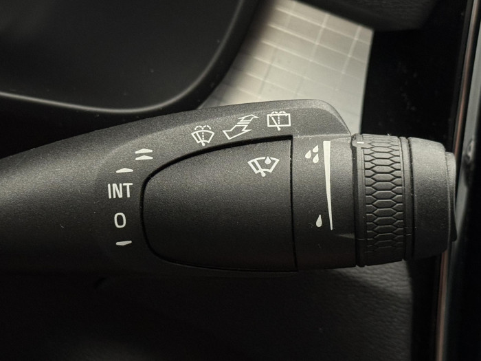 Volvo XC40 T2 MOMENTUM PRO REZERVACE 1.5 Momentum