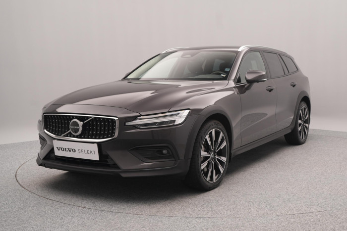 Volvo V60 CC B5 AWD PLUS REZERVACE