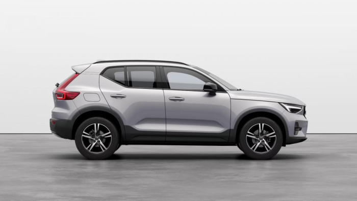 Volvo XC40 B3 AUT DARK PLUS