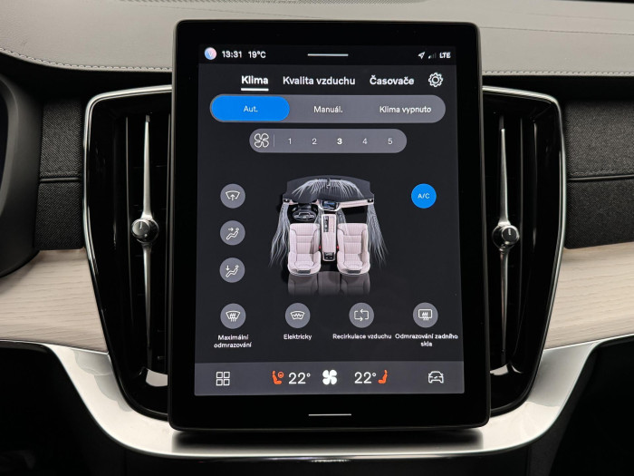 Volvo XC90 B5 AWD PLUS BRIGHT CZ 1.maj