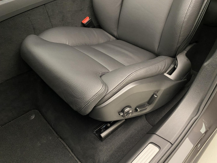 Volvo XC60 B5 AWD DARK PLUS AUT CZ