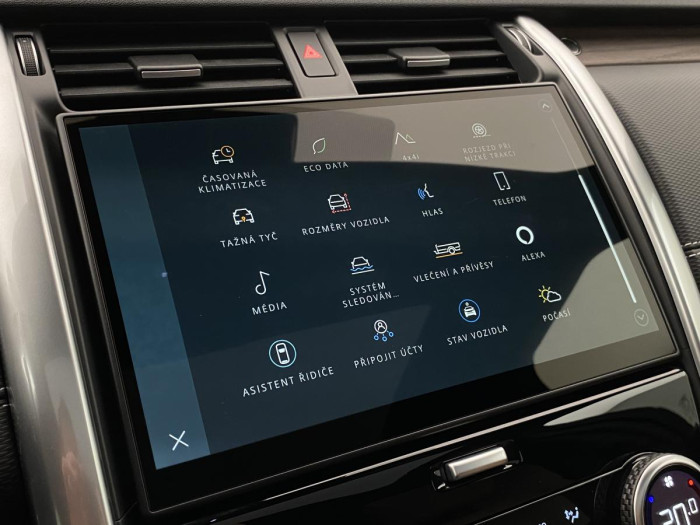 Land Rover Discovery D300 DYNAMIC HSE REZERVACE 3.0 d Dynamic