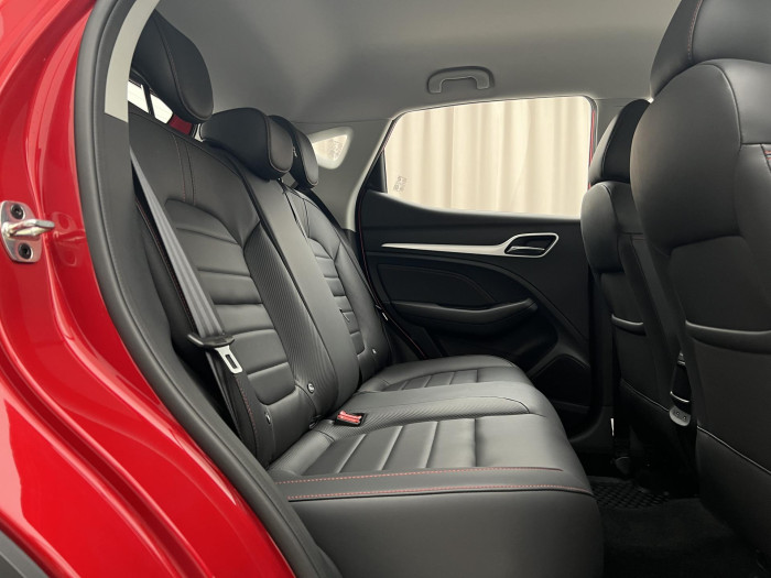MG ZS 1.0T EXCLUSIVE AUT CZ 1.maj. 1.0 Exclusive