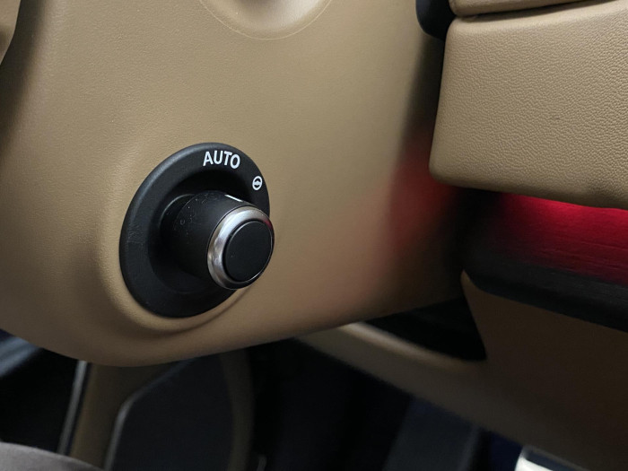 Land Rover Range Rover P550e AUTOBIOGRAPHY SWB