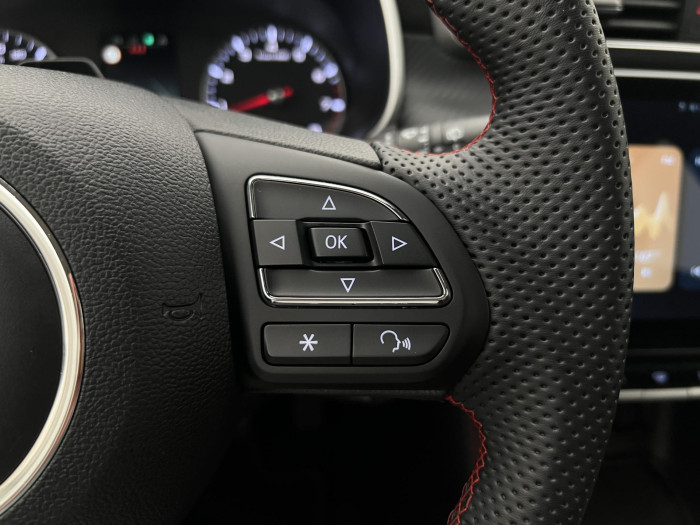 MG ZS 1.5 ESSENTIAL PLUS CZ 1.maj.